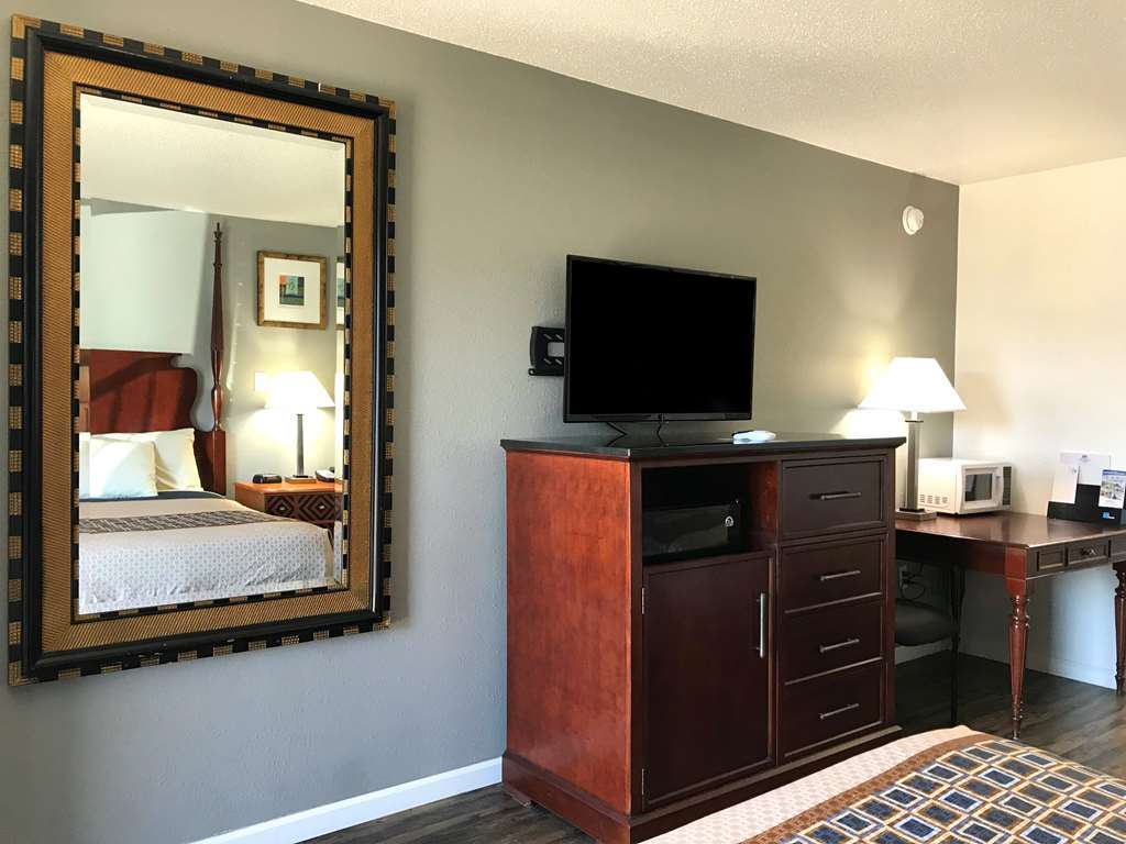 Americas Best Value Inn & Suites Russellville Pokoj fotografie