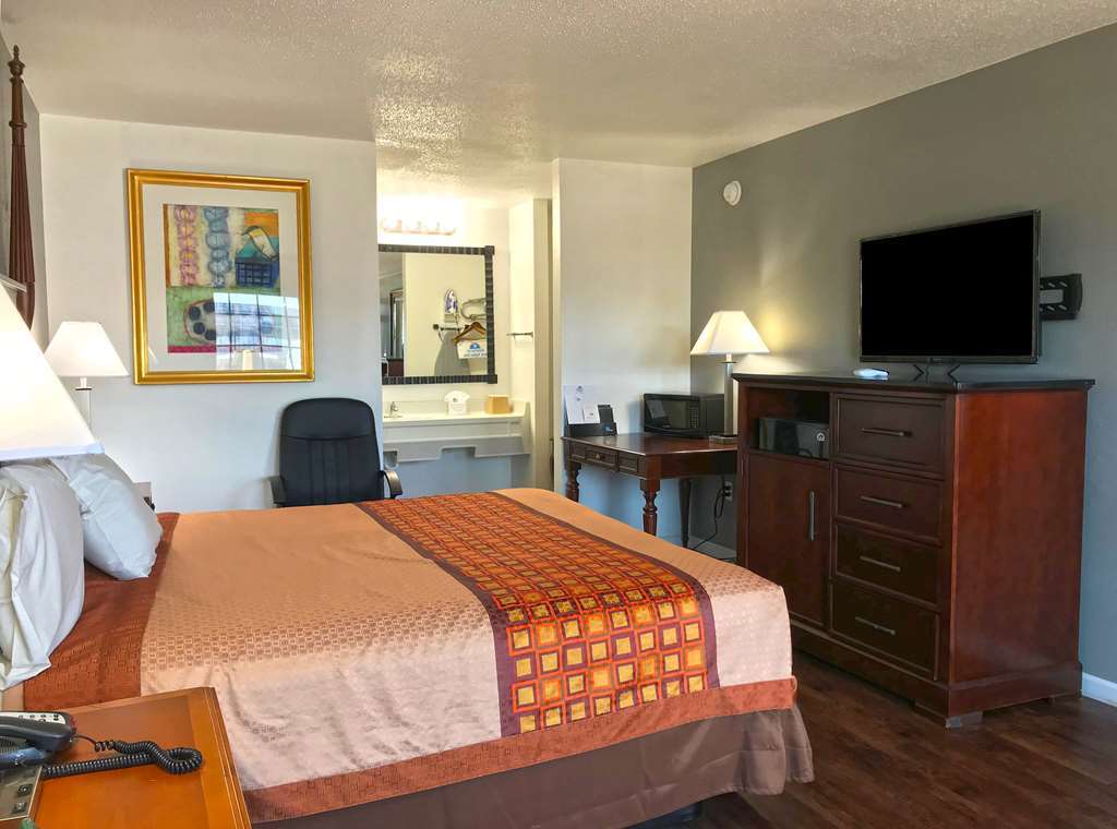 Americas Best Value Inn & Suites Russellville Pokoj fotografie