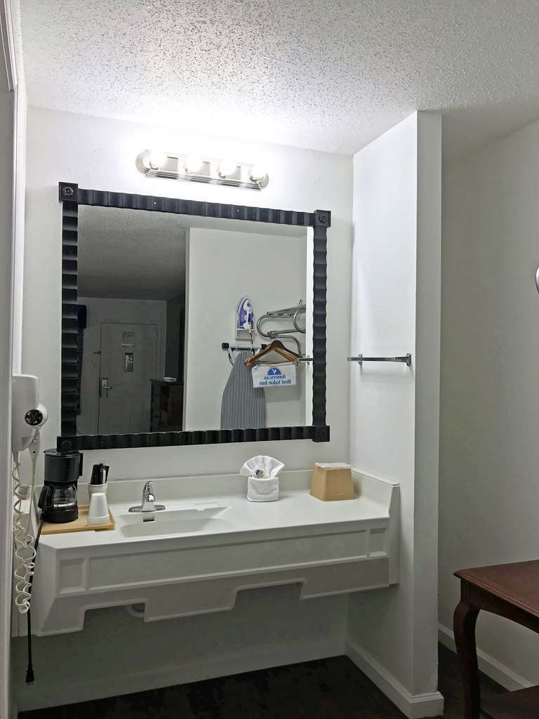 Americas Best Value Inn & Suites Russellville Pokoj fotografie