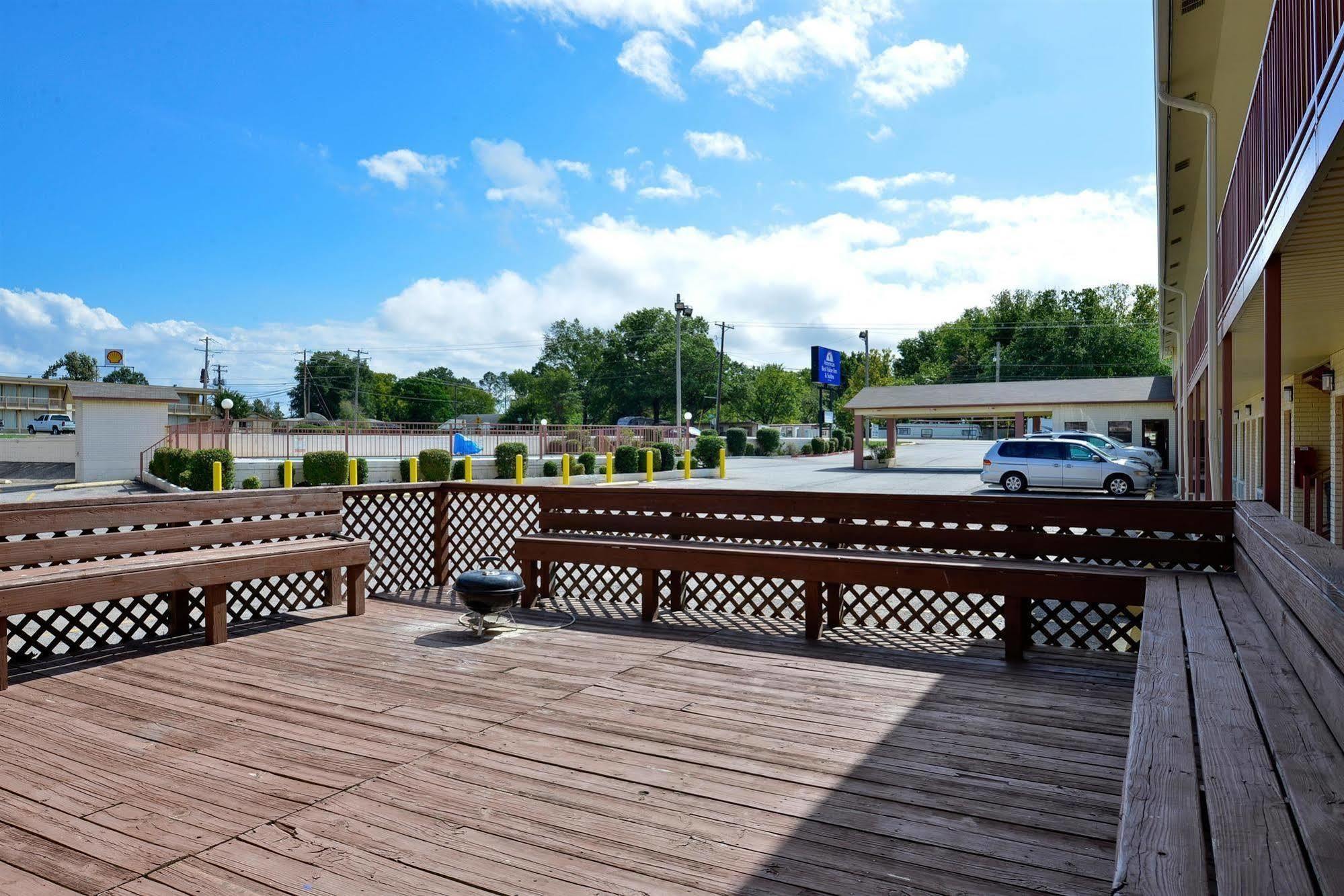 Americas Best Value Inn & Suites Russellville Exteriér fotografie